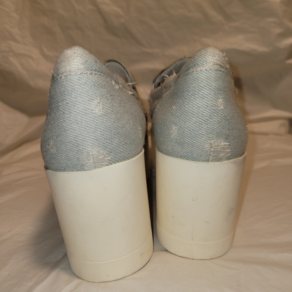 Kendall + Kylie shoes - Picture 5 of 5